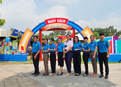 Công đoàn cơ sở THCS Nguyễn Văn Cừ hưởng ứng ngày Sách và Văn hóa đọc Việt Nam lần thứ 2 năm 2023