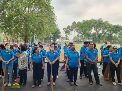 CĐCS Nguyễn Văn Cừ tham gia ra quân vệ sinh, tuyên truyền thực hiện mô hình "Thành phố không rác" năm 2023