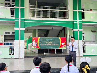 Ngày hội tư vấn hướng nghiệp, tuyển sinh lớp 10 năm học 2025 - 2026