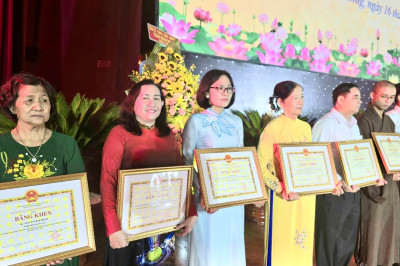 Tham dự Hội nghị tổng kết 10 năm thực hiện Chỉ thị số 05-CT/TW, ngày 15/5/2016 của Bộ Chính trị khóa XII về “Đẩy mạnh việc học tập và làm theo tư tưởng, đạo đức, phong cách Hồ Chí Minh” trên địa bàn tỉnh Bình Dương