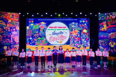 Ra mắt Câu lạc bộ Giáo dục thể chất - Nghệ thuật trường THCS Nguyễn Văn Cừ năm học 2025-2026