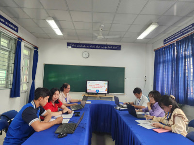 Tham gia vòng phỏng vấn Cuộc thi Khoa học kỹ thuật cấp thành phố năm học 2025 - 2026