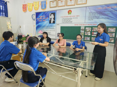 Sinh hoạt Chi đoàn giáo viên trường THCS Nguyễn Văn Cừ tháng 06/2026