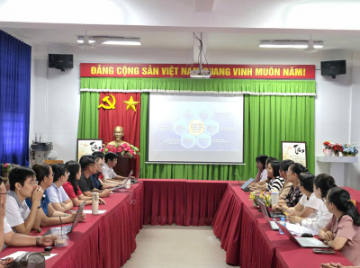 Chi bộ THCS Nguyễn Văn Cừ tham dự Hội nghị triển khai Nghị quyết Hội nghị lần thứ ba Ban Chấp hành Trung ương Đảng khóa XIV