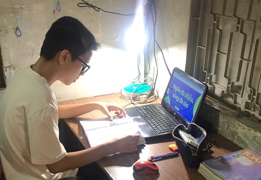 z2822572246325 728f3070c9956e5988f73300ad955090