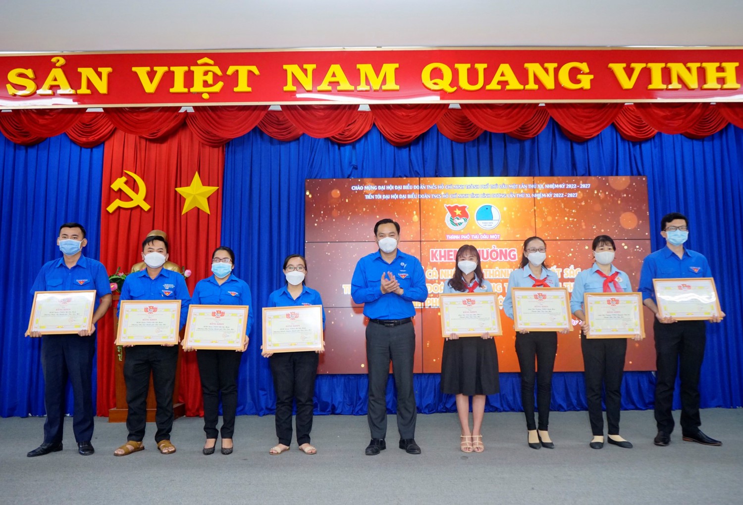 Tham dự Hội nghị tổng kết công tác Đoàn, Hội và phong trào thanh thiếu nhi TP. Thủ Dầu Một năm 2021