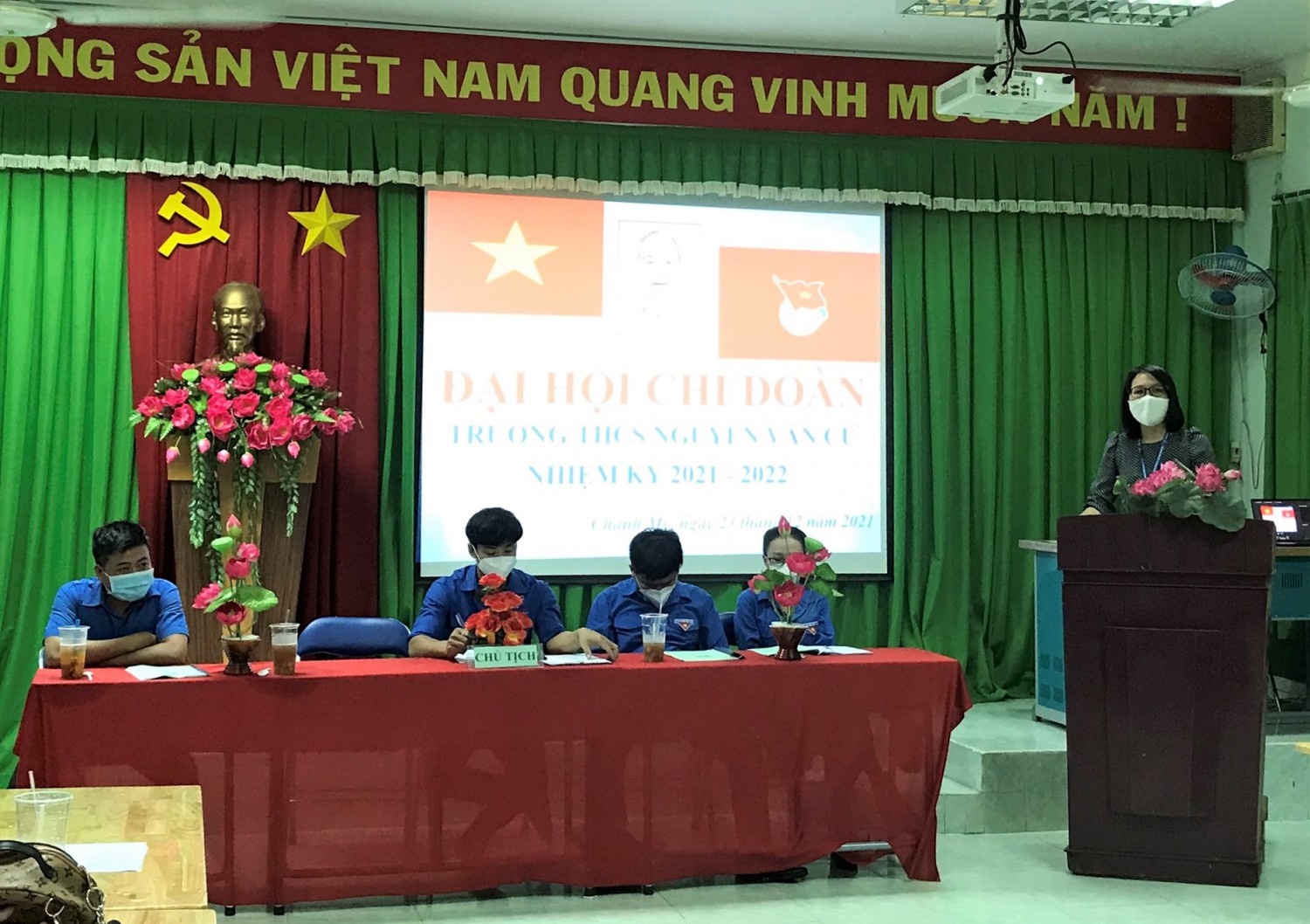 z3047701791995 75890054eedde89ed684212ee6a6de2b