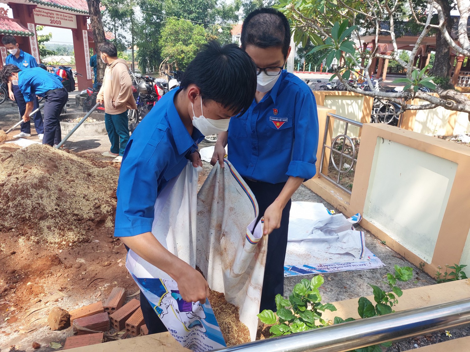 37dacfa645158a4bd304