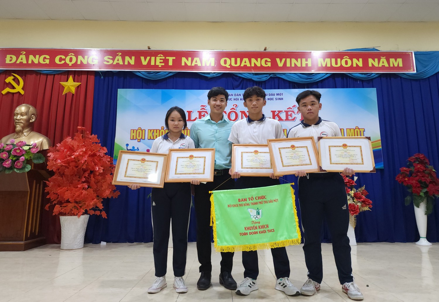 Bế mạc Hội khoẻ Phù Đổng học sinh cấp Thành phố năm học 2021-2022