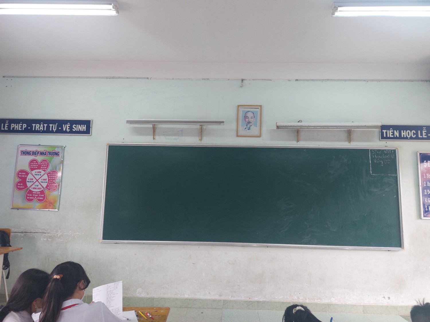 z3406071010028 d01c9de77aa7333458a204a887fe5487