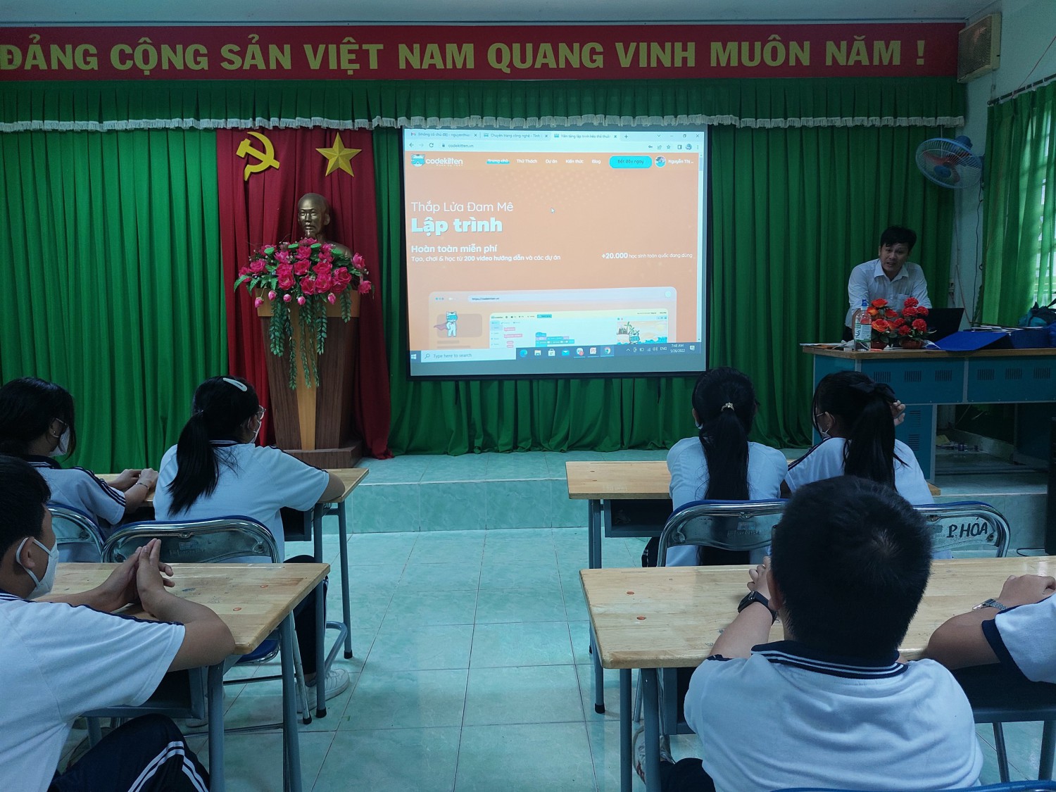 Phát động cuộc thi CodeKitten - Chủ đề "Bình Dương quê hương em"