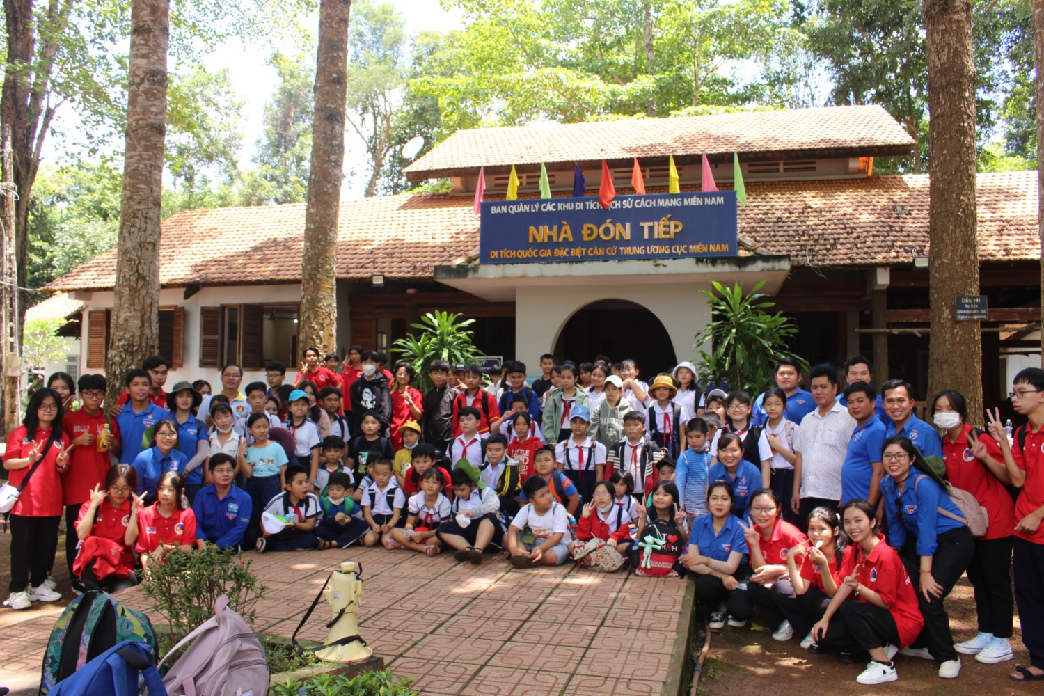 Du khảo về nguồn “Đi về địa chỉ đỏ” tại Khu Di tích Căn cứ Trung ương Cục miền Nam tỉnh Tây Ninh năm 2022