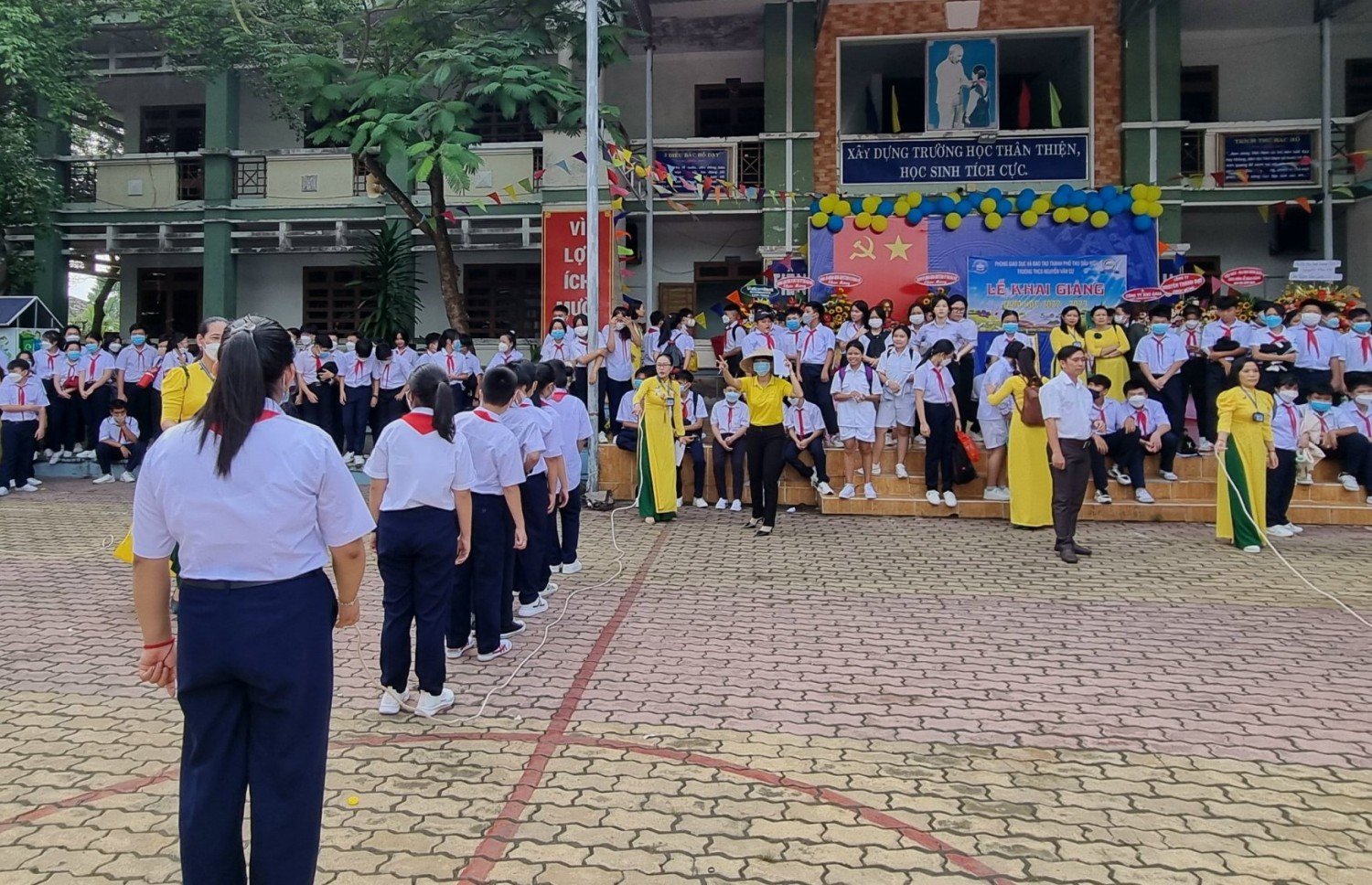 z3696708312895 bdfb14cc7080de6de94218860797343d