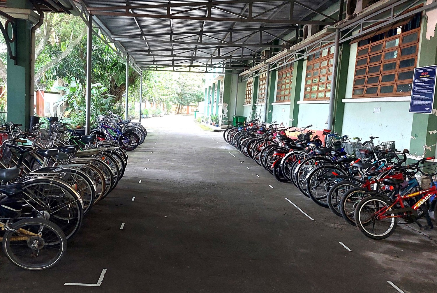 z3735576844198 53521f2c8c2ac8a2e9d0fe733ce1c1ac