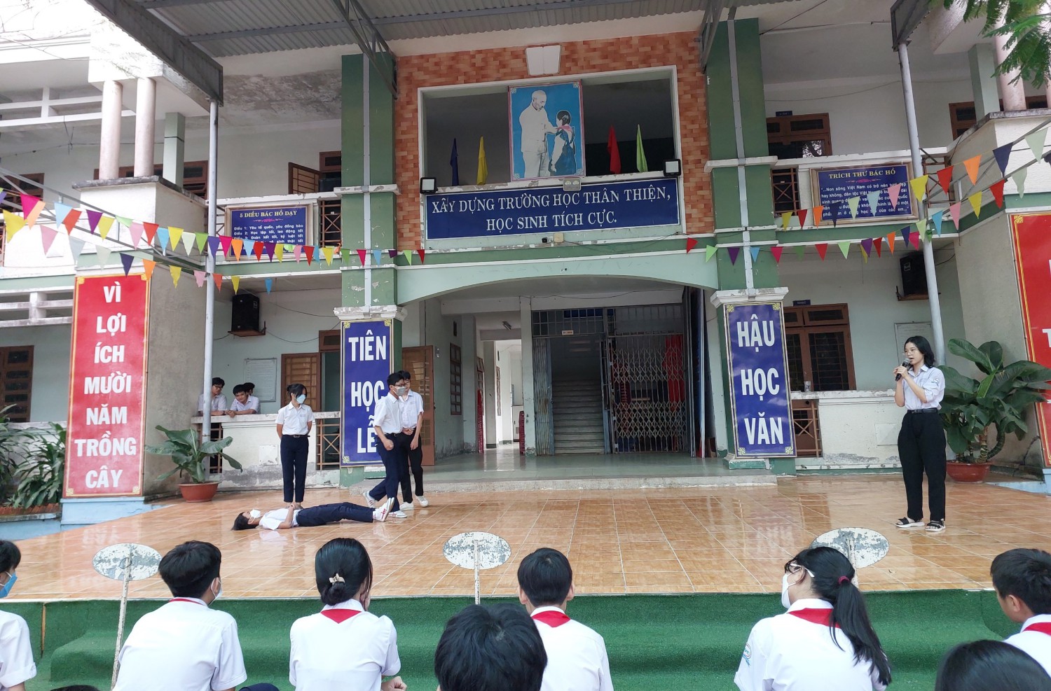 z4167603235046 129653055276bf52d3f553141ffd37a0