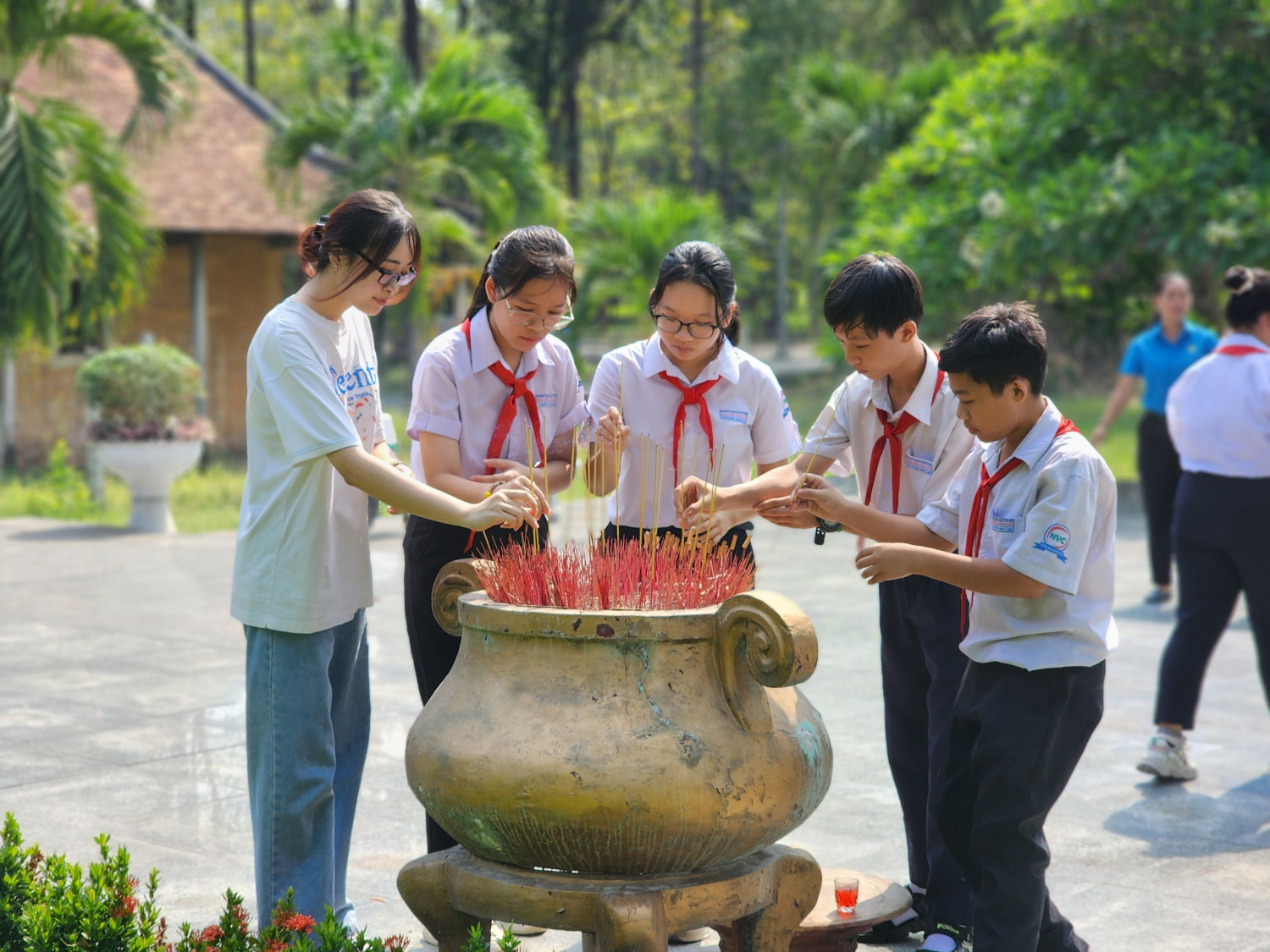 z4322609176812 b13977d9cc4bc32f6fd7d7f733332ade