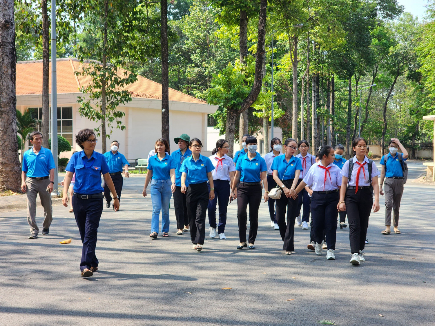 z4322609300166 56021fed61f5a0192882a9283fab64ce