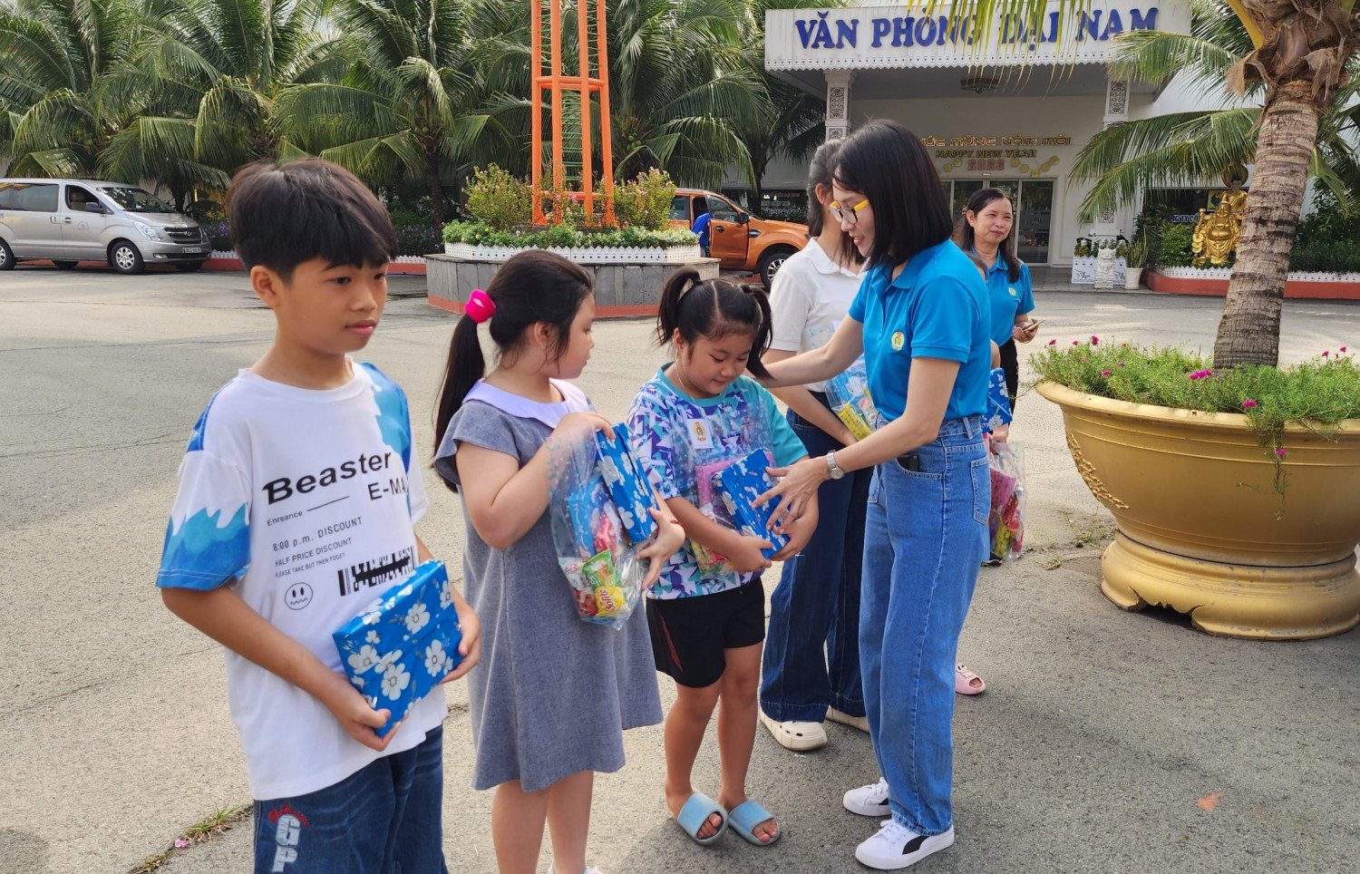 z4401176211740 f6c9b8e726ceac34b4608dcfc394fcda