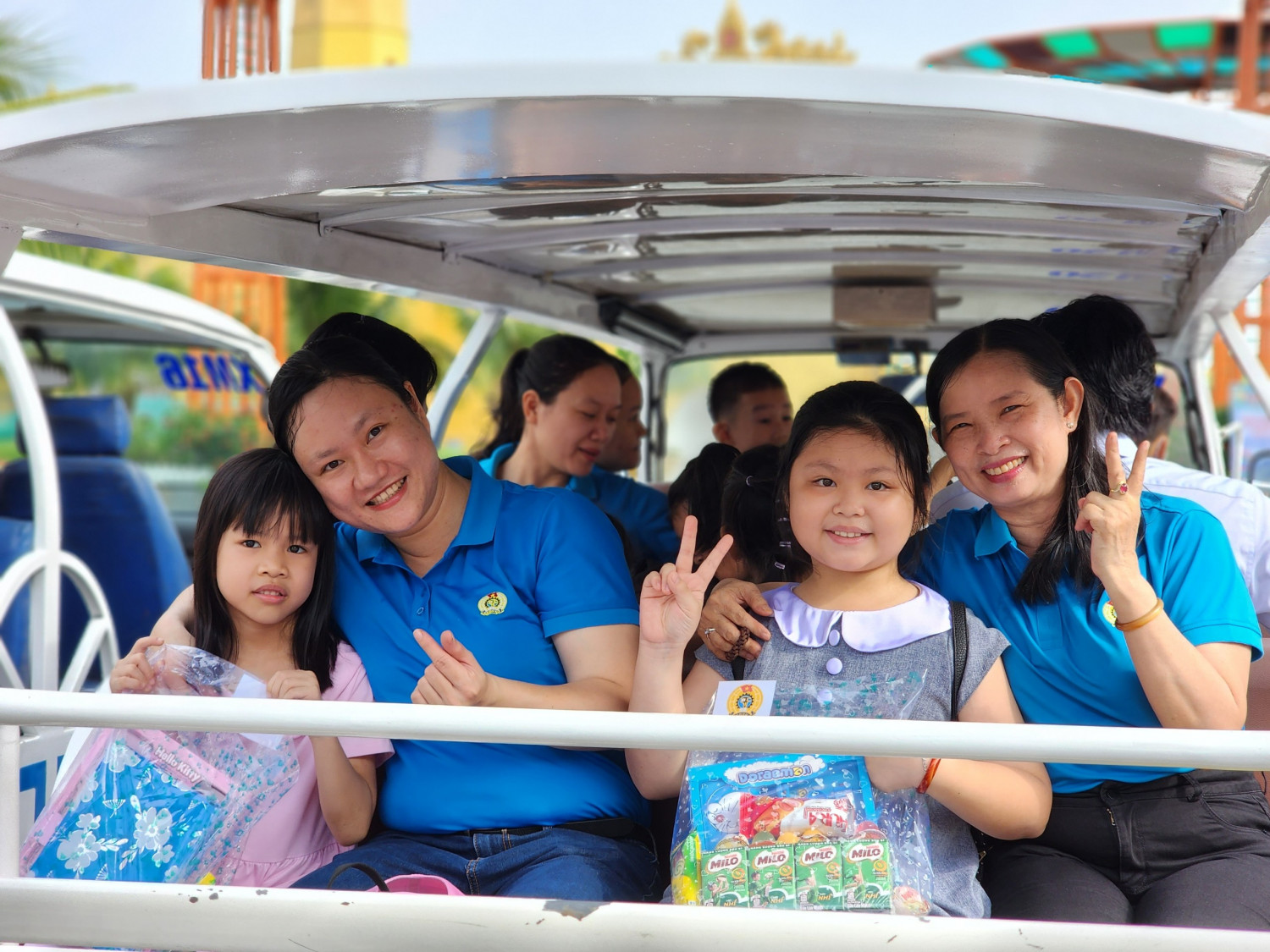 z4401176231009 ea3dca477e21d3cbe0f8e222d83bd2b7