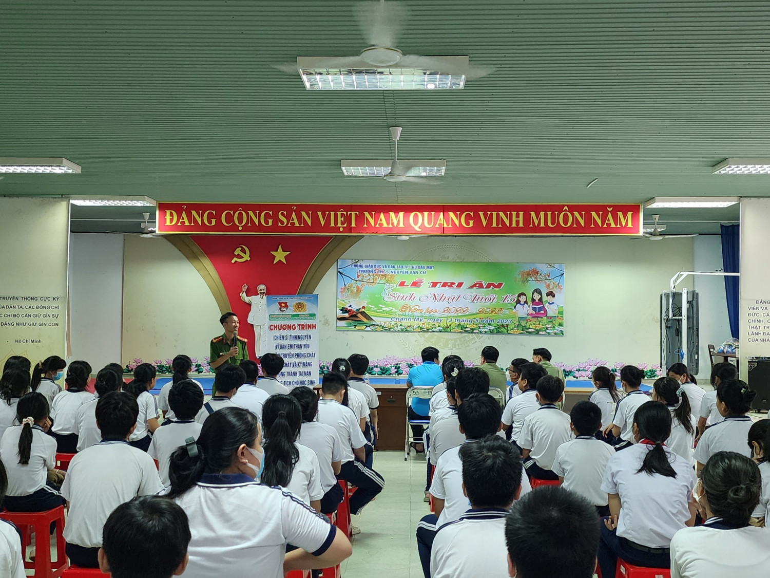 z4429753109577 915c5dbb507ebb58324cd8ee0e92b0a8