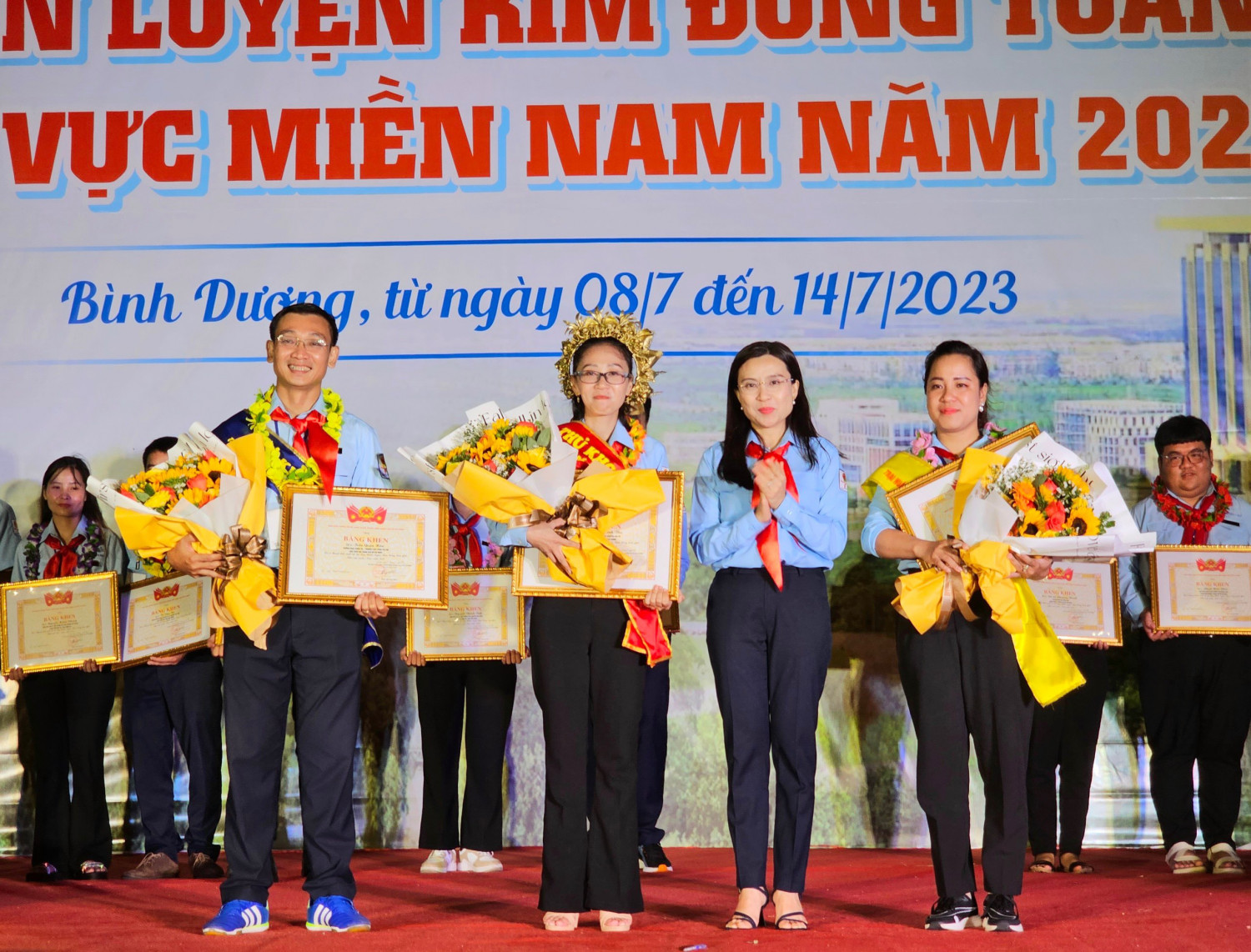 z4517347402670 fa6da8608b2cf76e92de8e94ba117a43