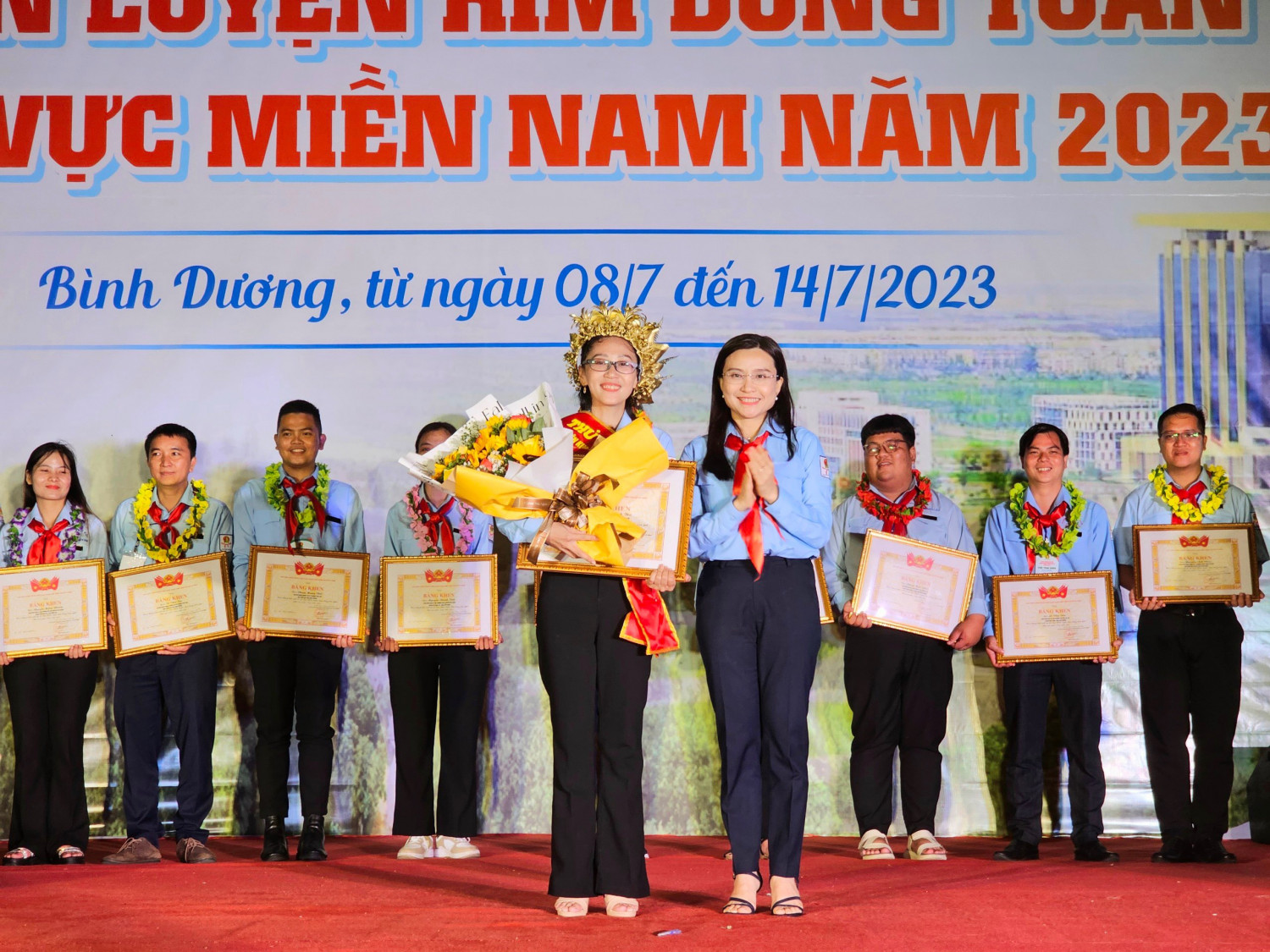 Gương sáng thanh niên - Cô Nguyễn Thị Anh Thư giáo viên Tổng phụ trách Đội THCS Nguyễn Nguyễn Văn Cừ tiếp lửa cho thế hệ đội viên - Đạt thủ khoa Trại huấn luyện Kim Đồng Toàn quốc năm 2023 khu vực Miền Nam
