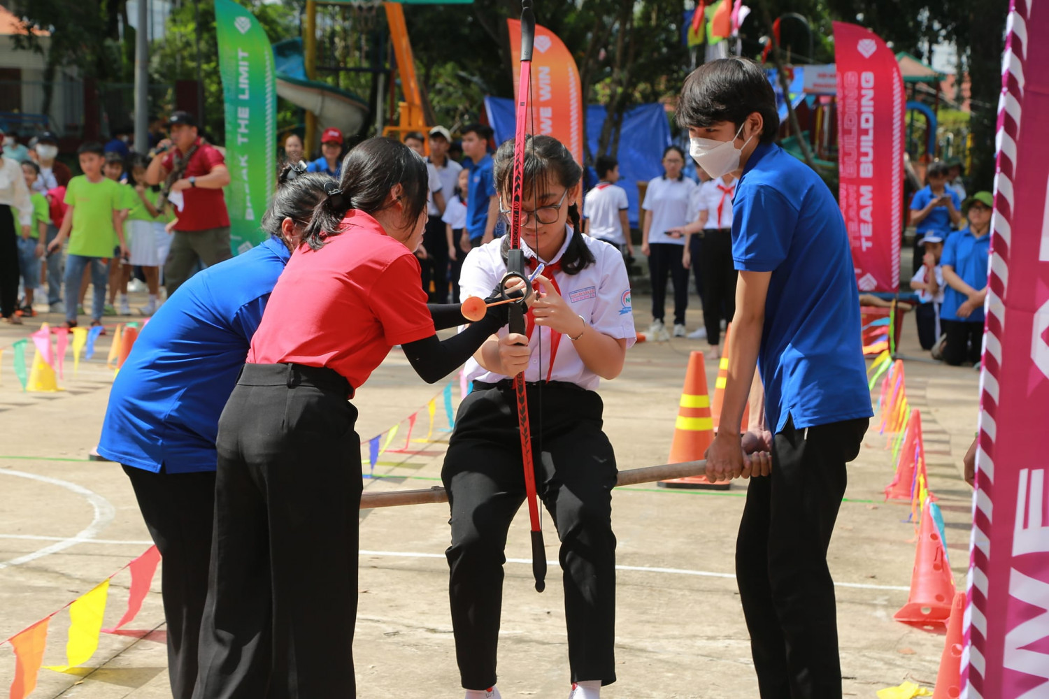 369665615 984802369452403 2227301970755786274 n