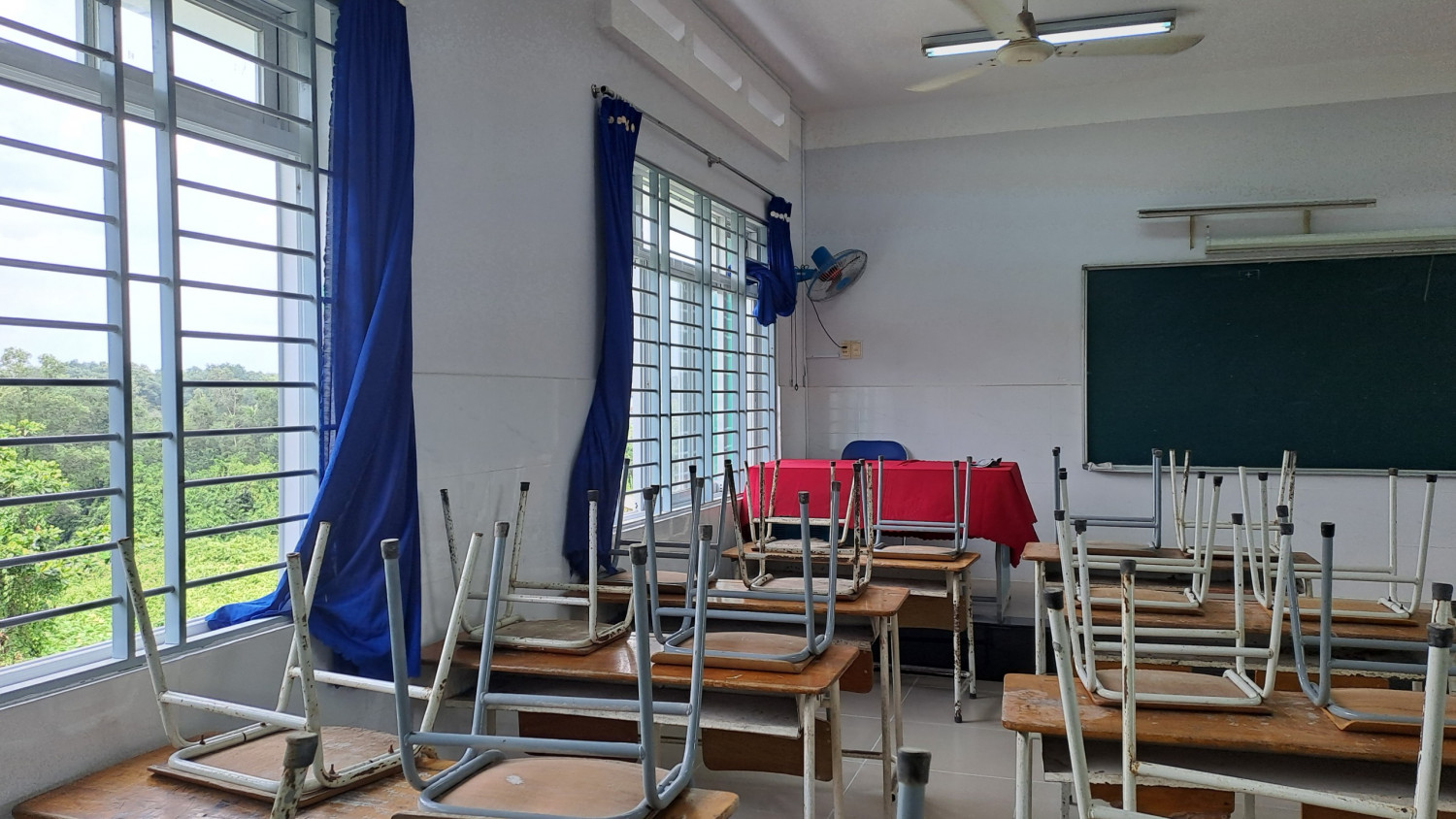 z4665496054675 5d25bd251c5359fafb65f7cb875a3ecd