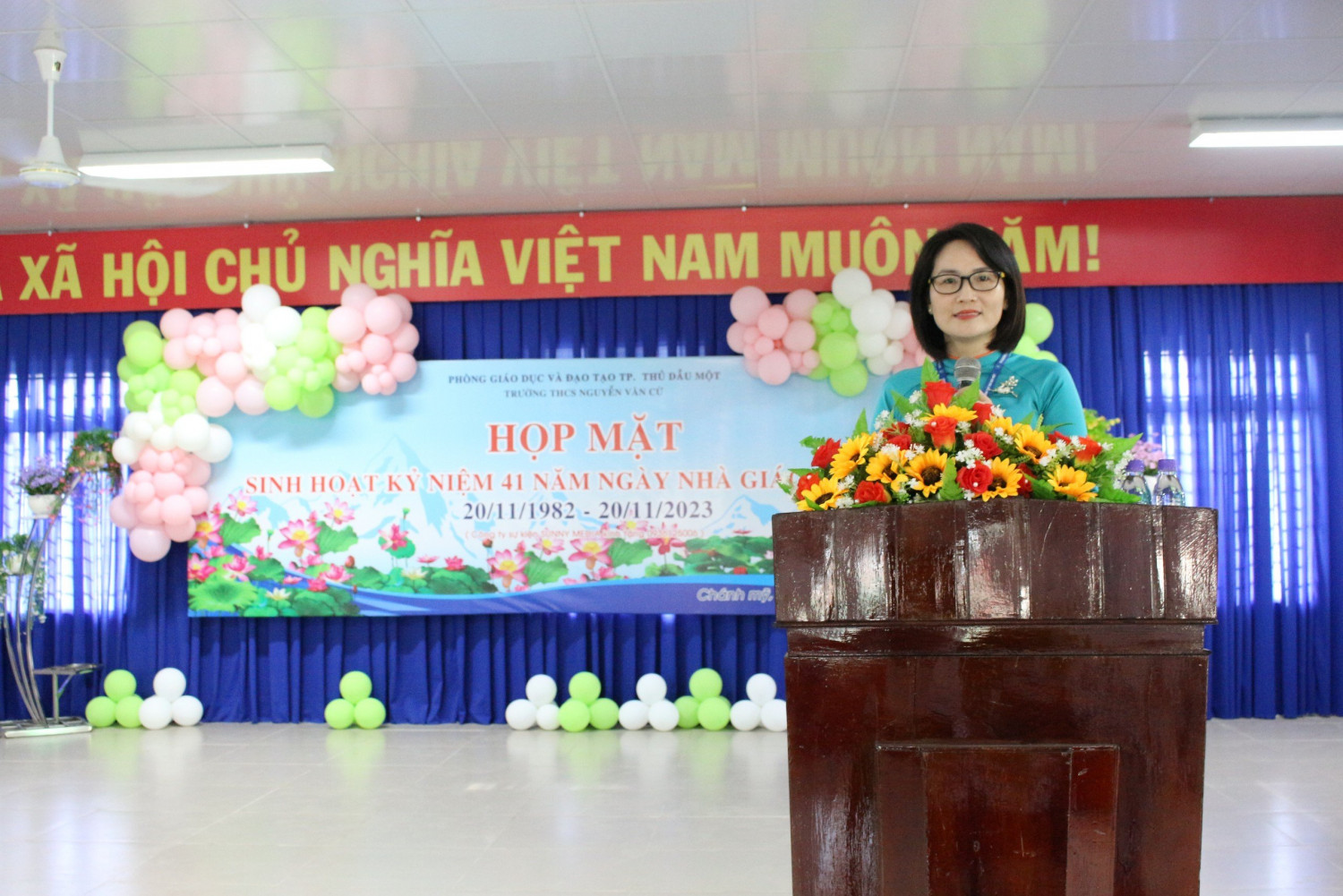 Tuyên dương cán bộ quản lý - Người truyền lửa - Chuỗi hoạt động chào mừng ngày nhà giáo Việt Nam 20/11