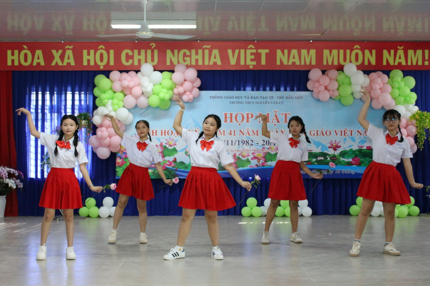 z4892369601709 1c8d2bea94e7c8e71c89decf6868cdd8