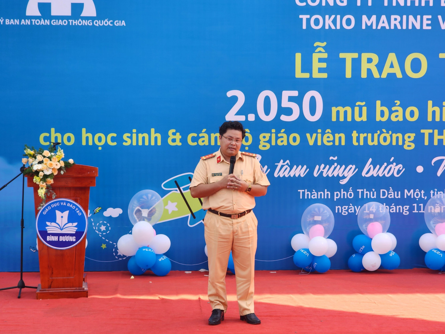 z4893297277545 d62fd5cea6feb432a27c12fec50d4141