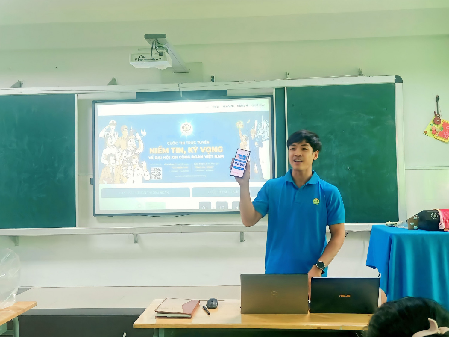 CĐCS trường THCS Nguyễn Văn Cừ tích cực tham gia cuộc thi trực tuyến "Gửi niềm tin - Trao kỳ vọng" do Tổng LĐLĐ Việt Nam phát động