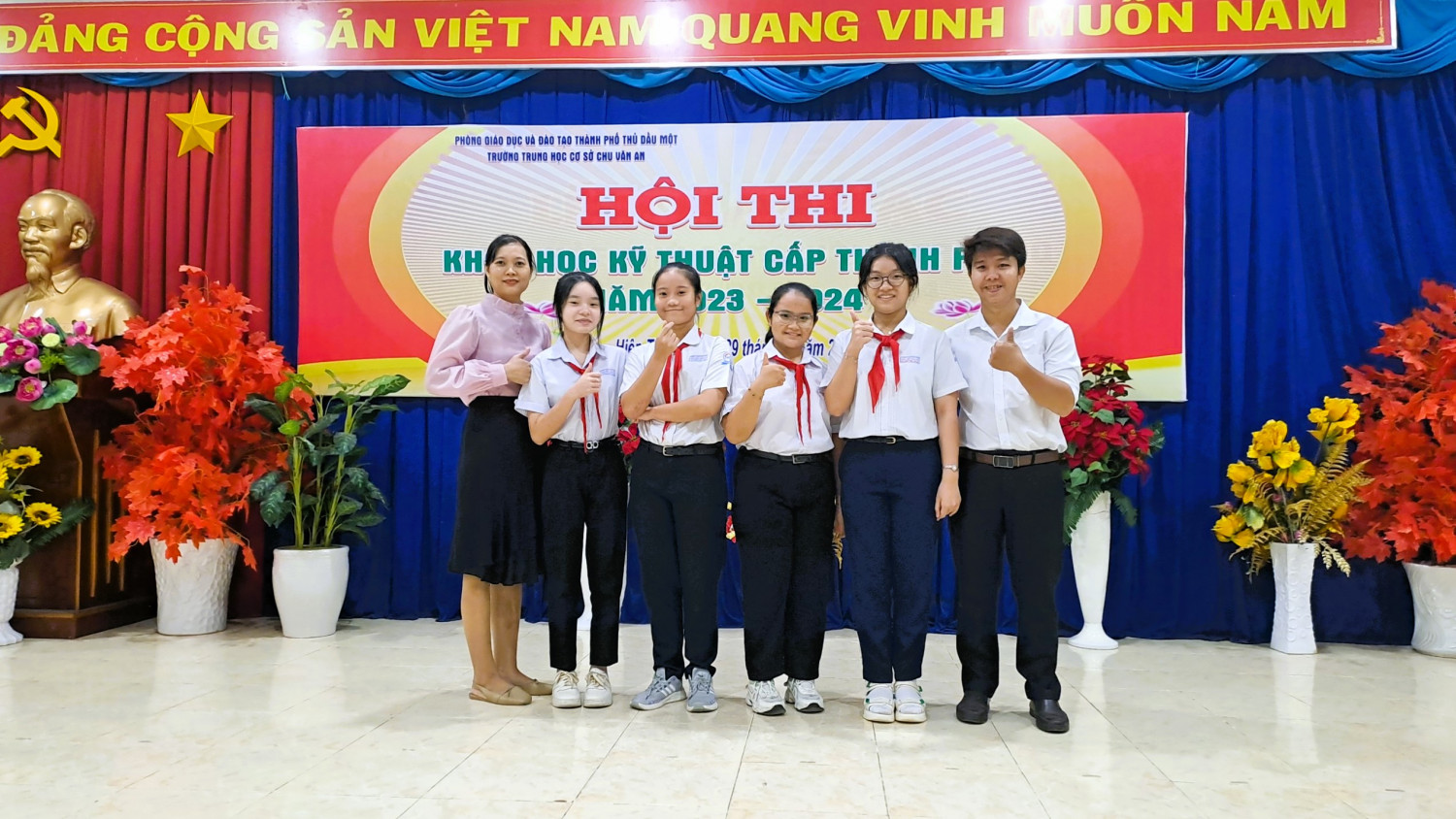 Đạt giải khuyến khích hội thi Khoa học kỹ thuật cấp Thành phố năm học 2023-2024