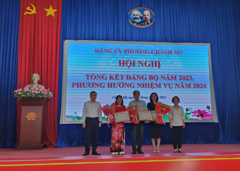 z4979801298236 5301bae9eed1de0523e936e378cf90c4 (1)