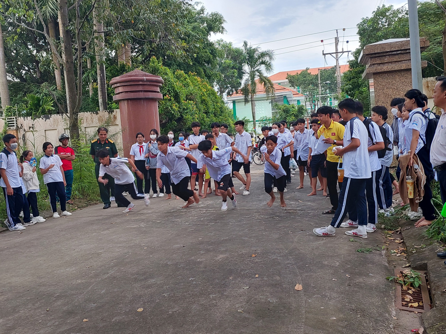 z5122644163123 9de9f121457d633f24617d4239aae4e3