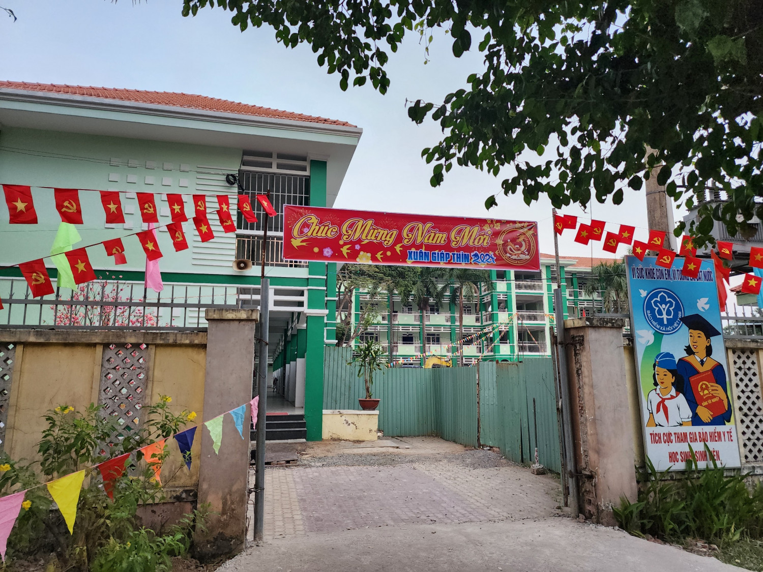 z5133779842087 124d5e1320be6d4a053ad2b0d3d3db1d