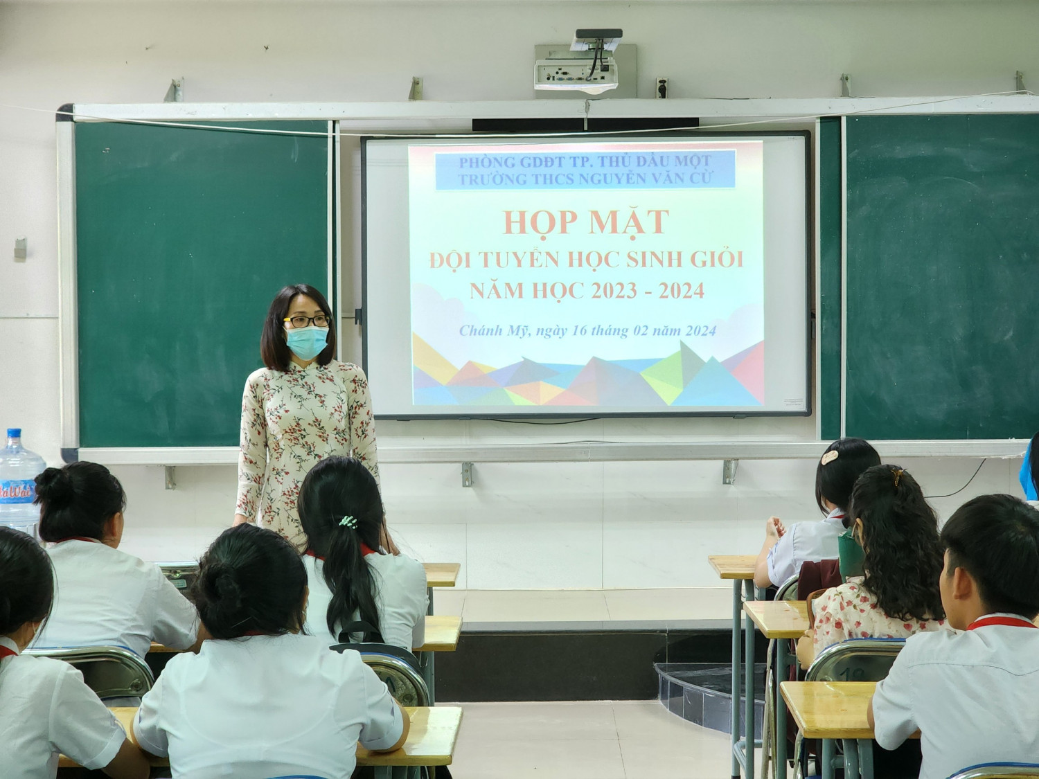 z5165369540076 7af27f19db197da788680c9a2d142936