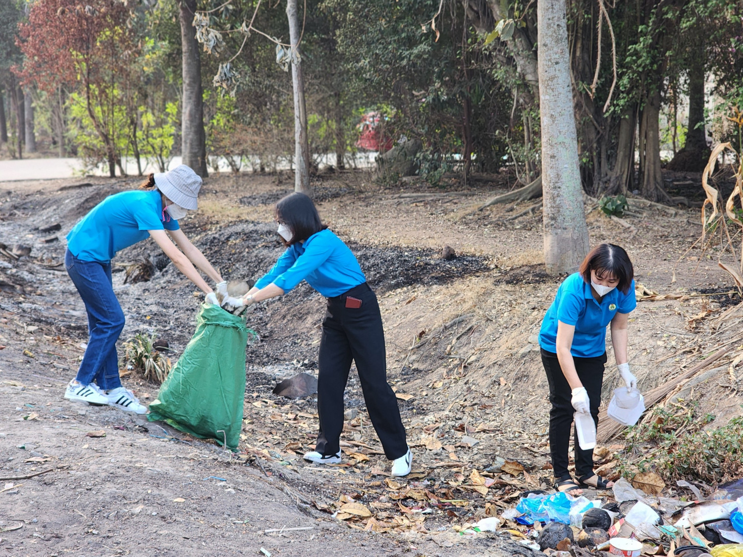 z5231609361231 3aecbf73a8704312373273105aed741f