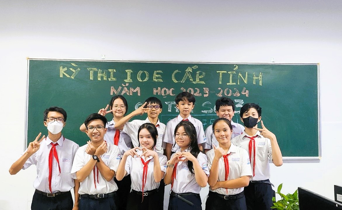 z5324083144815 159b367ed6e9e367736cb29c7e139b42