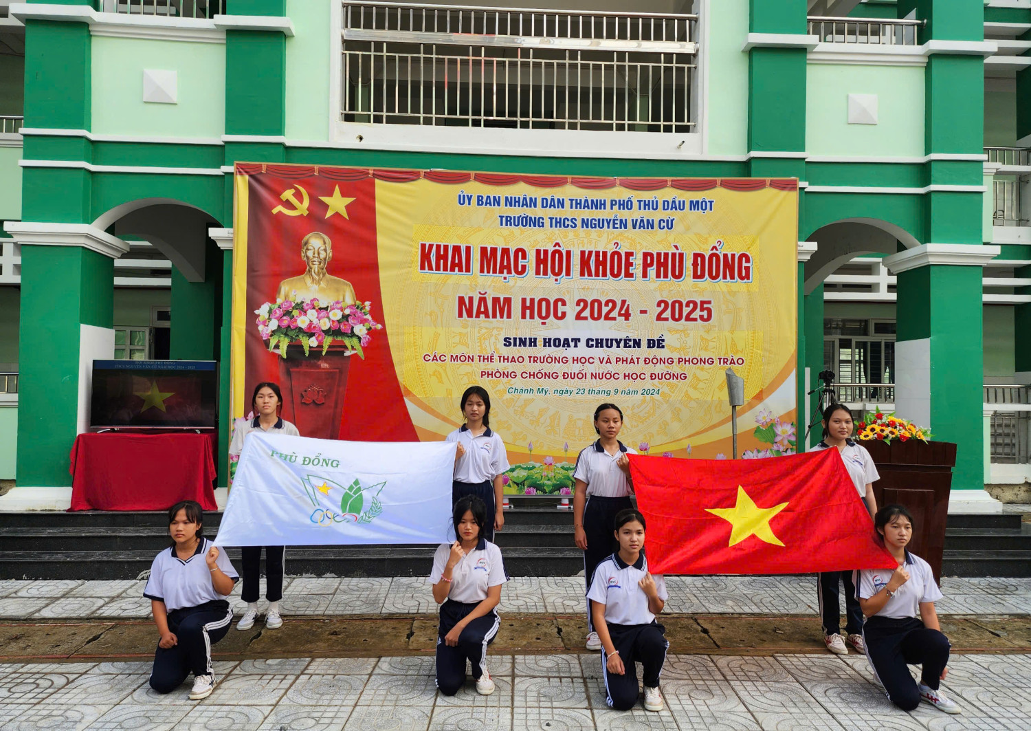 Lễ khai mạc Hội khoẻ Phù Đổng cấp cơ sở và sinh hoạt chuyên đề "Các môn thể thao trường học và phát động phong trào phòng chống đuối nước học đường” năm học 2024 - 2025