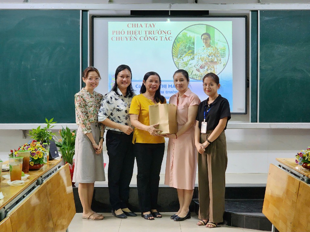 z5906242655256 176b252e77e04b0935e032d98bcfded1