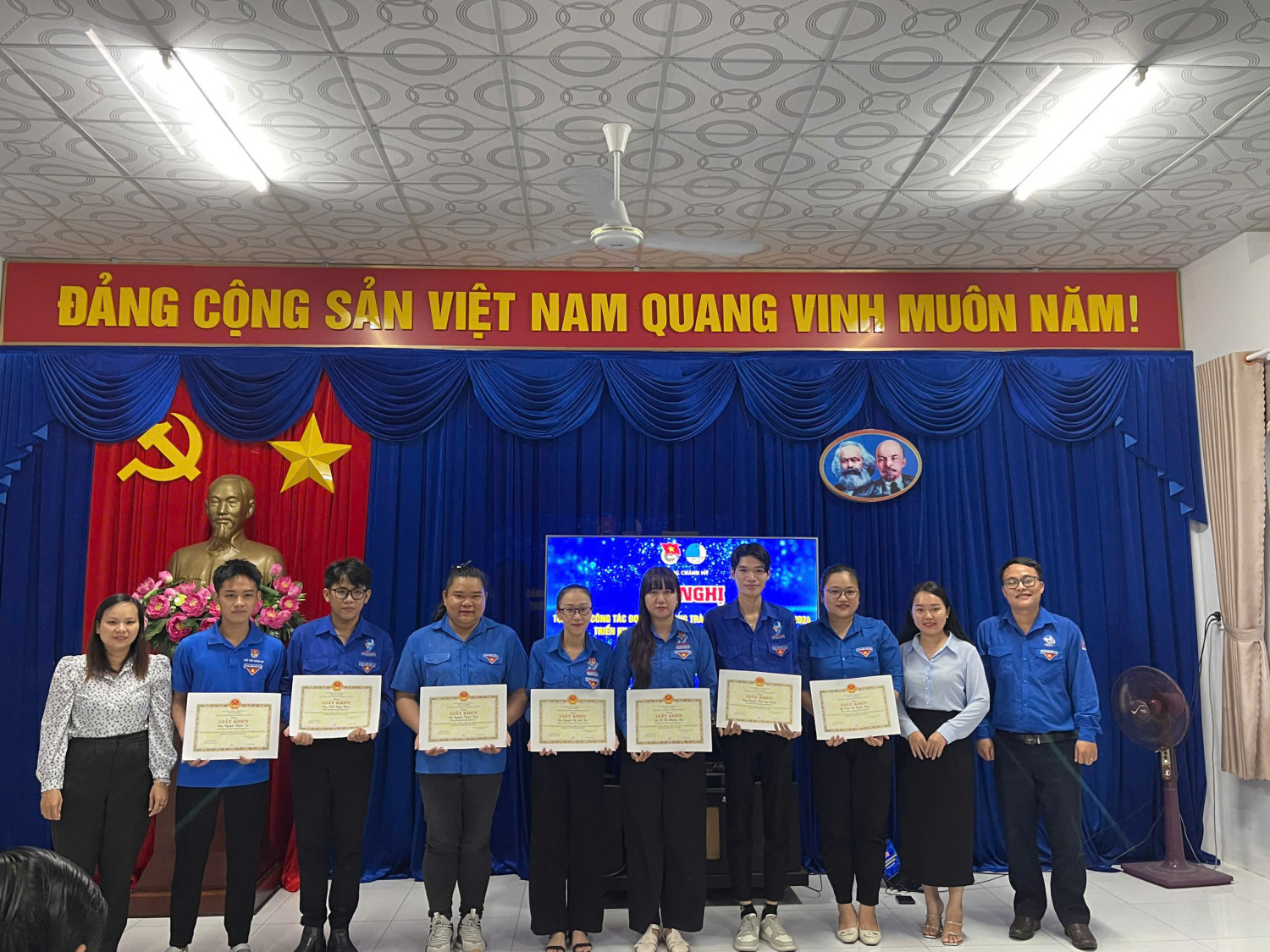 z6108003952463 925928d0eeed9e24e5ff978f37a68406