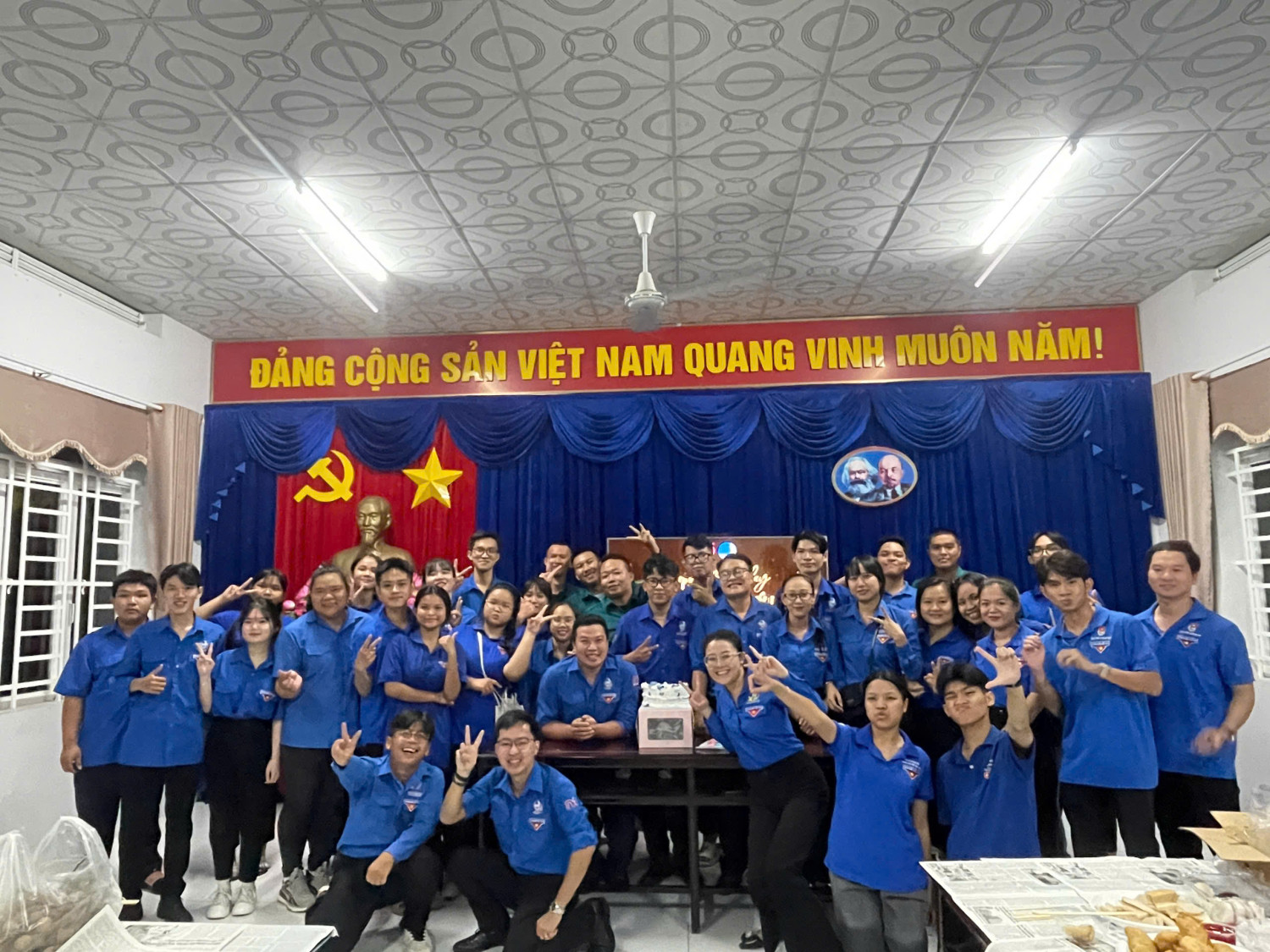 z6108004071204 88715401cf47aa7b5b78398fe9cb8208