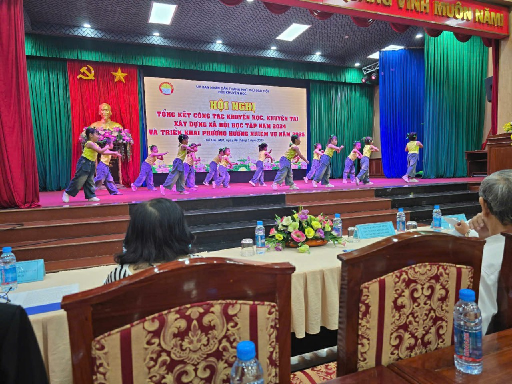 z6379165778442 95d981a7084ffaeeb56aee49291d65aa