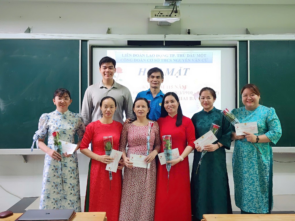 z6387121968498 63b1f41cdedbc212ffa381e21a0c829b