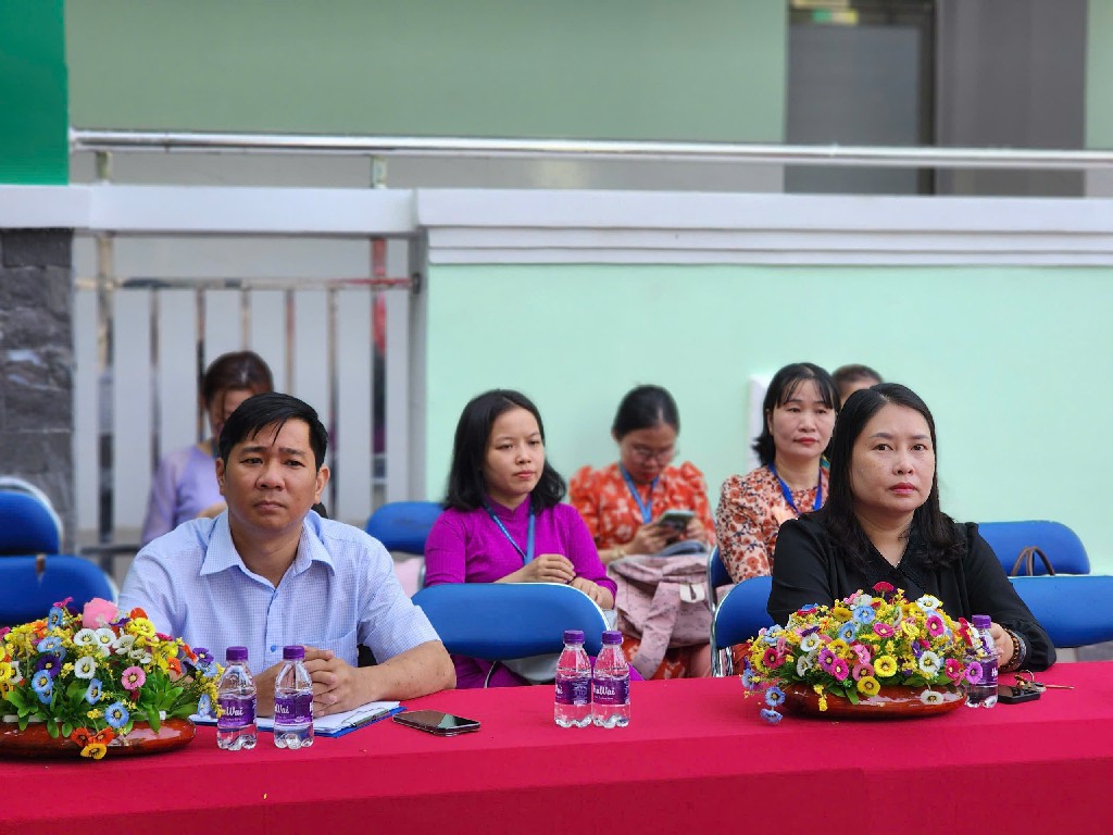 z6410026524523 4c2344d19a1af9d322c656fc9a3d1fe3