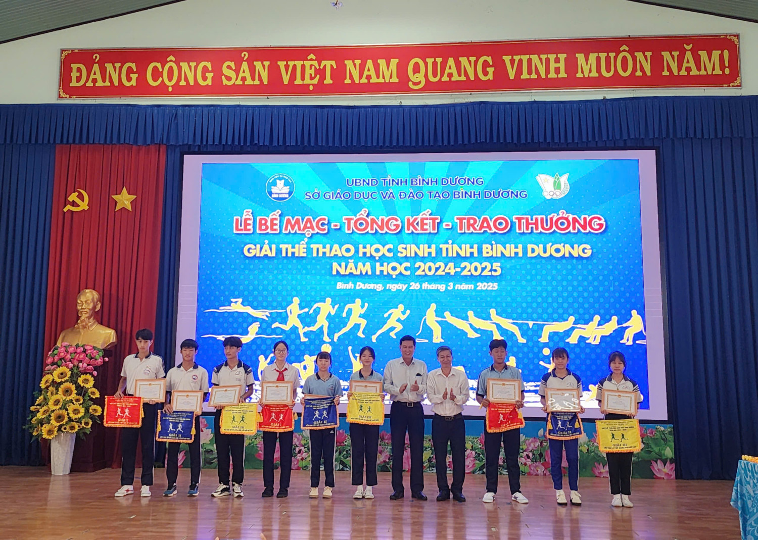 Tham dự Lễ Bế Mạc - Tổng kết - Trao thưởng Giải thể thao học sinh tỉnh Bình Dương năm học 2024-2025