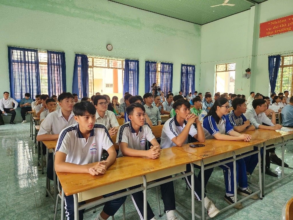 z6444235090371 fa486fa9b89cf0a534688e76ba180e45