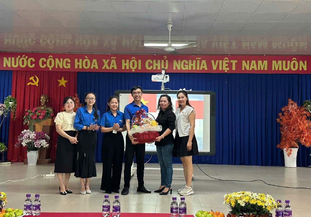 z6444600957397 6e7dc0854efb03a5ad7f1e9dabc4d52d