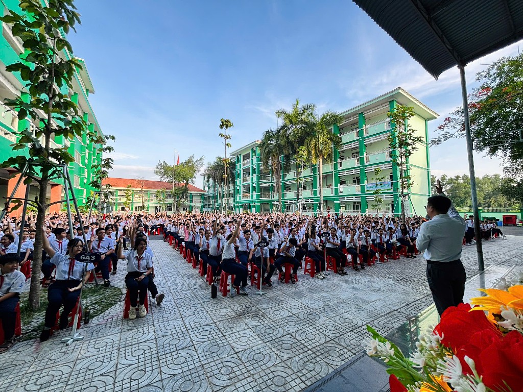 z6458125692460 8483170ea06e2f6608eb0b12e7ba3ab2